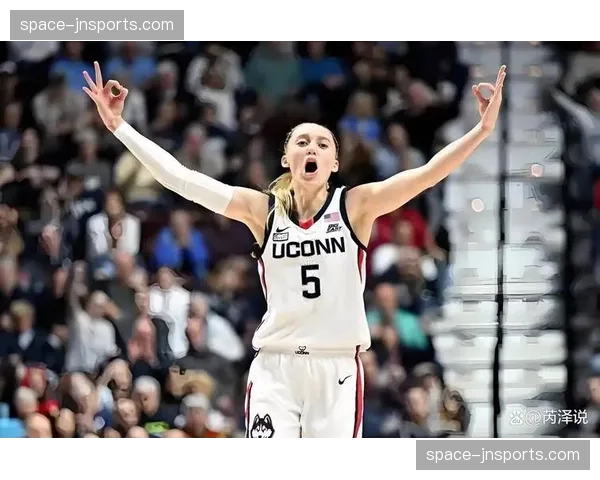 历史消息：2025年WNBA选秀大会，佩奇·布克斯无悬念当选状元