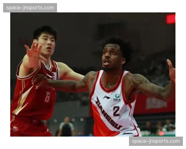 上海男篮外援布莱克尼因家庭事务返美，确认缺席剩余季后赛